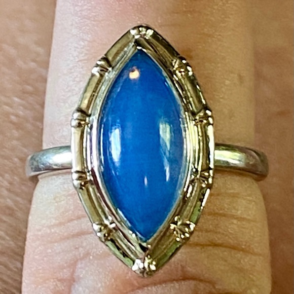 BEAUTIFUL CATS EYE SIMULATED RING - Picture 8 of 11